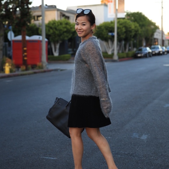 Meet your Posher, Lina - Picture 3 of 5